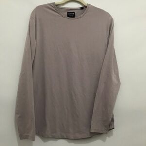 Cuts Curve-Hem Long Sleeve Size L